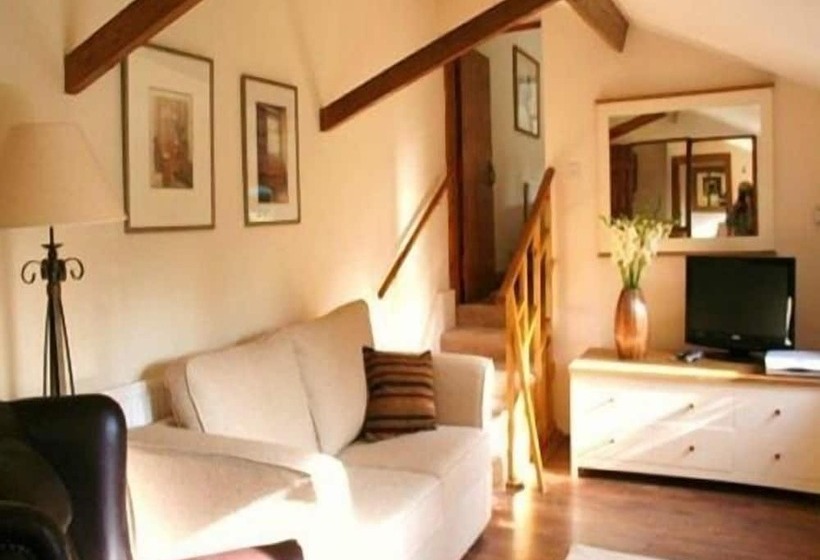فندق Tabsfield B&b