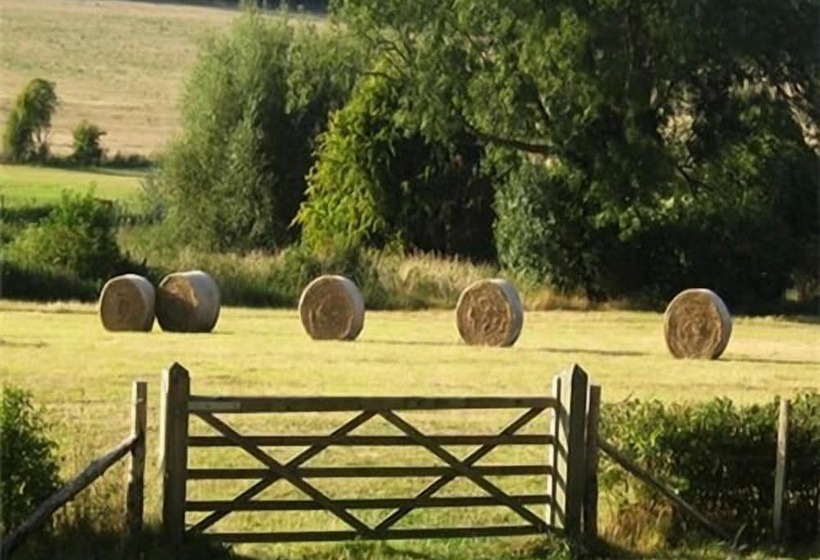 فندق Tabsfield B&b