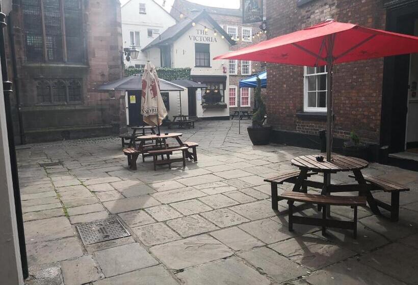 فندق The Commercial Bar &