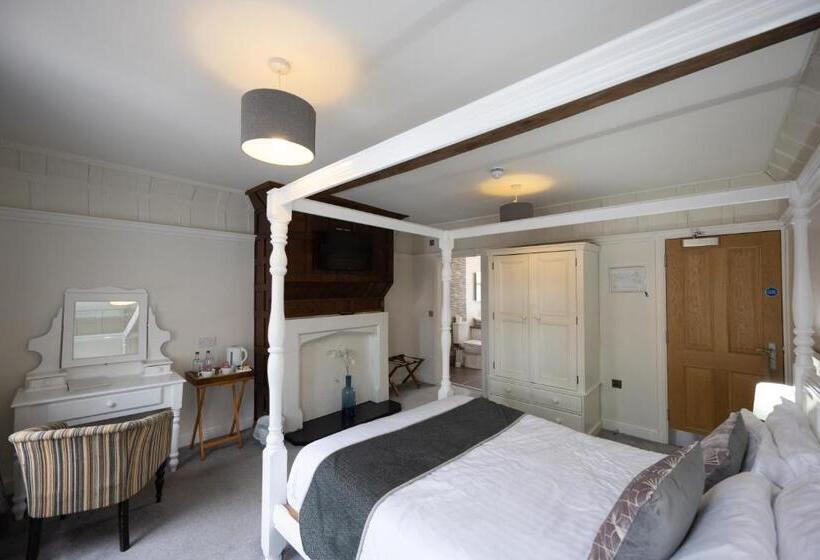 ホテル The White Hart