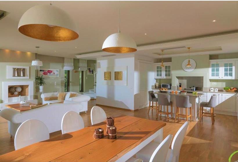 Irida Villa Luxury Villa With Sea View