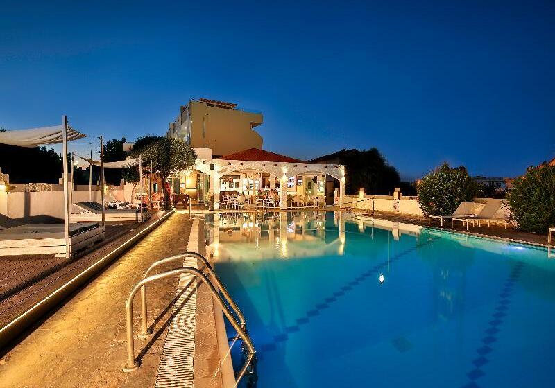 Malibu Boutique Studios & Bungalows