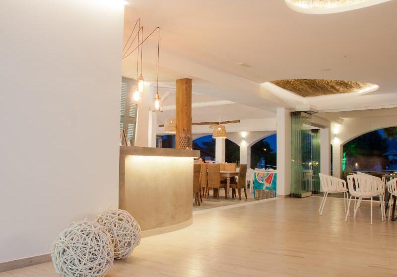 Malibu Boutique Studios & Bungalows