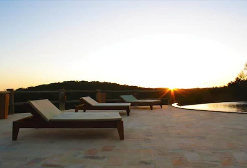 منتجع Villas Supreme