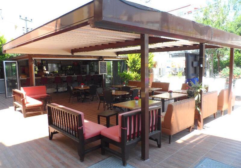 Sebnem Apart & Studios