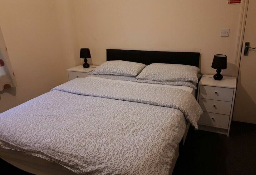 Shamrock Guest House