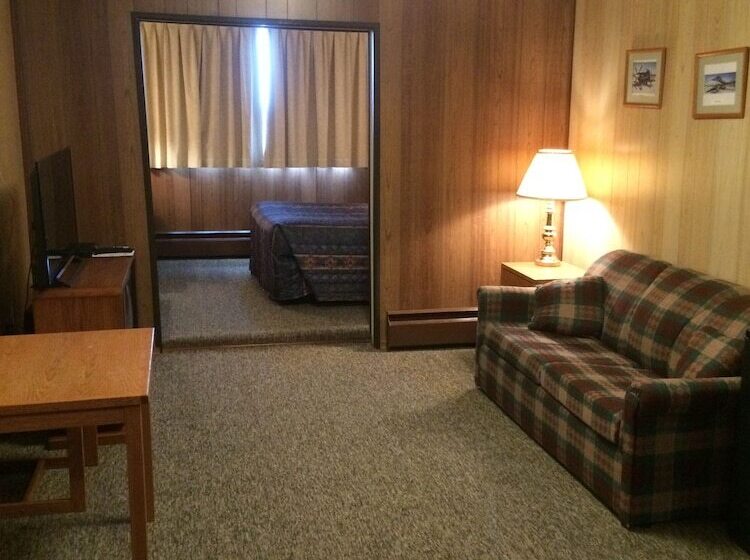 בית מלון כפרי Airport Chalet