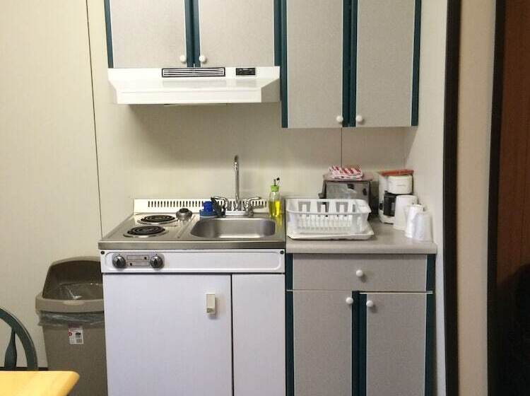 فندق Airport Chalet