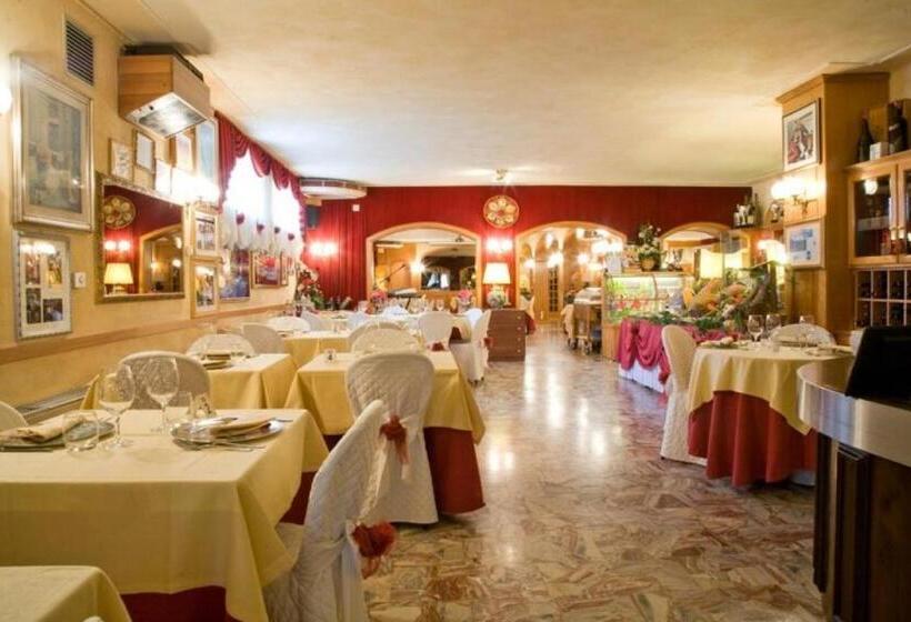 فندق Oscar E Amorina