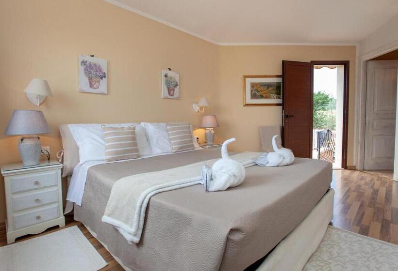 پانسیون Domus Francy