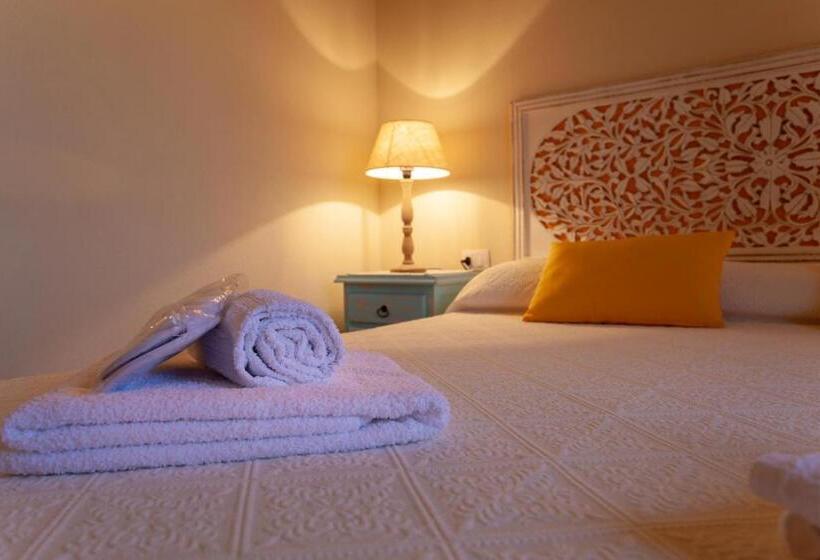 پانسیون Domus Francy