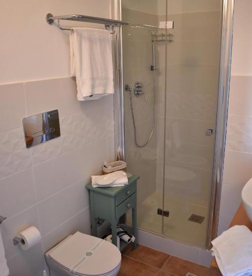 پانسیون Domus Francy