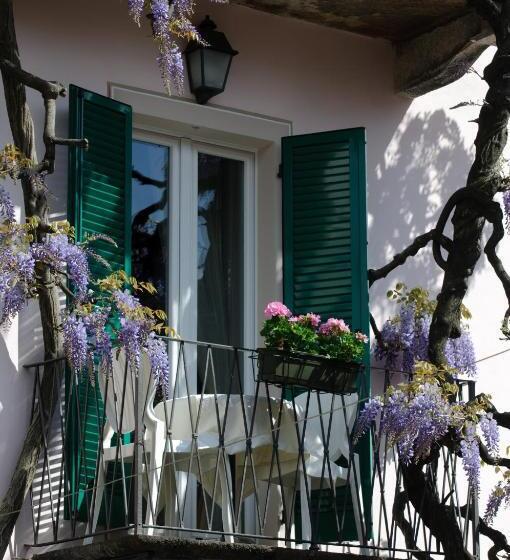 مبيت وإفطار Locanda Di Orta
