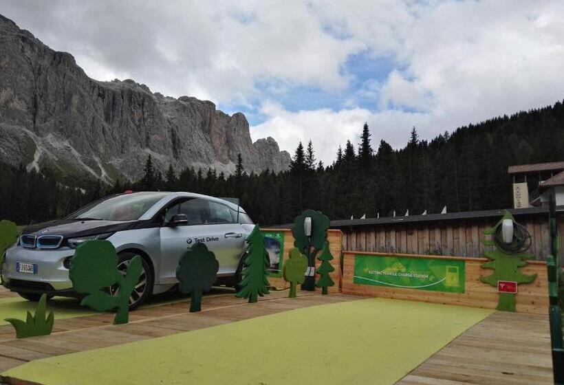 בית מלון כפרי Wolf