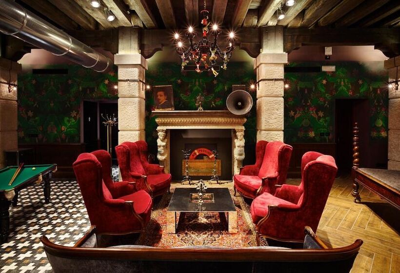 هاستل Generator Venice