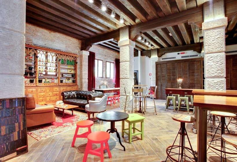 הוסטל Generator Venice