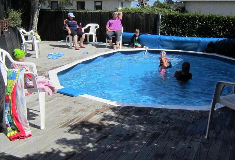 Arrow Motel Apartments