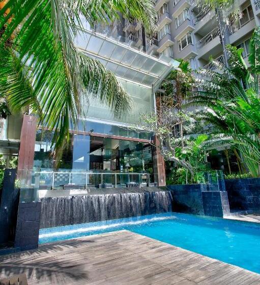 Golden Tulip Balikpapan Hotel & Suites