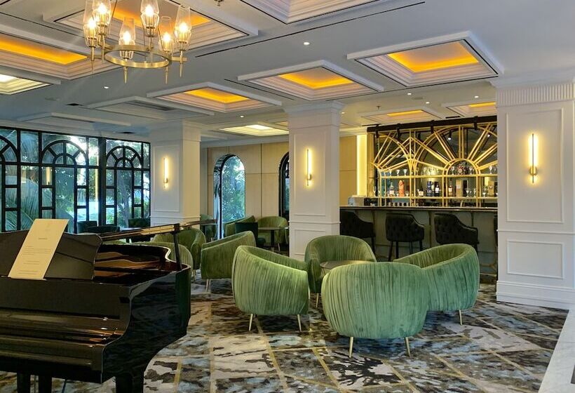 Grand Eska Hotel & Suites Batam