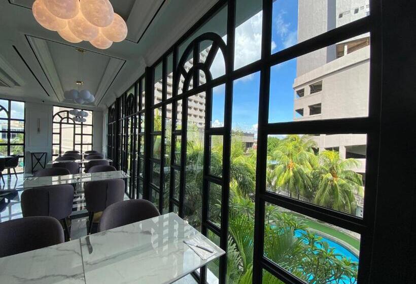 Grand Eska Hotel & Suites Batam