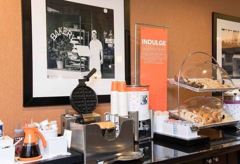 Hampton Inn & Suites Danville