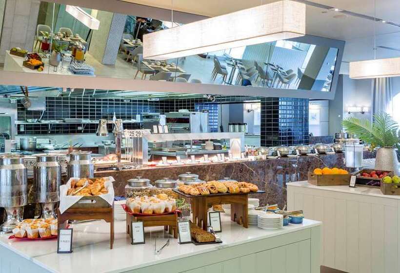 Hilton Surfers Paradise Residences