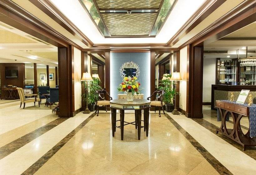 Отель Asmila Boutique