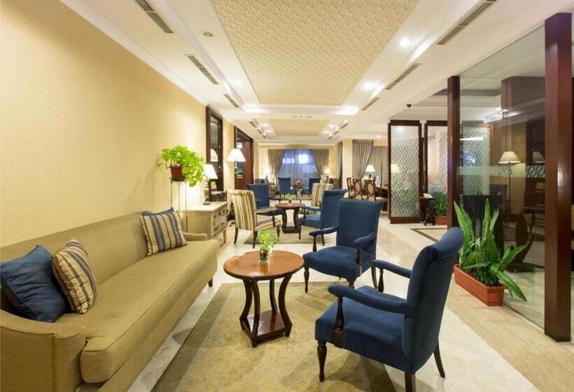 Отель Asmila Boutique