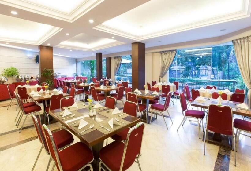 Отель Asmila Boutique