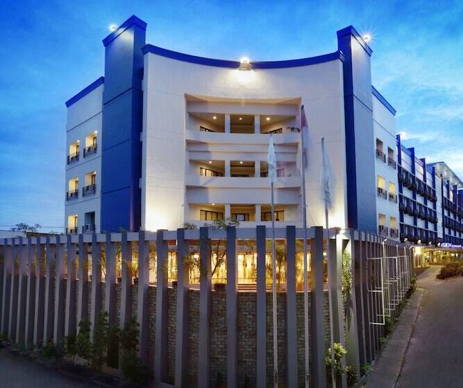 Aston Pontianak Hotel And Convention Center