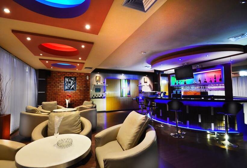 Aston Pontianak Hotel And Convention Center