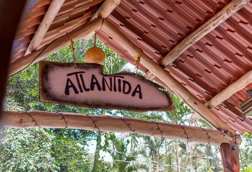 בית מלון כפרי Atlantida Lodge