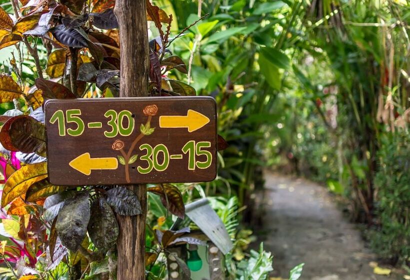 ホテル Atlantida Lodge