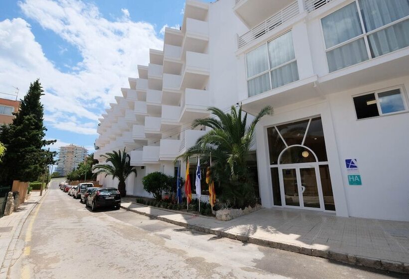 Azuline Hotel Palmanova Garden