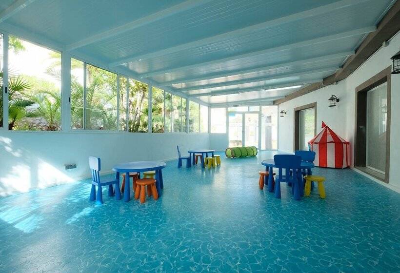 Azuline Hotel Palmanova Garden