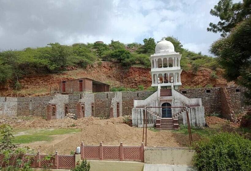 فندق Bassi Fort Palace