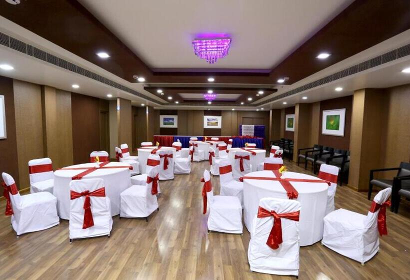 Отель Best Western Ramachandra