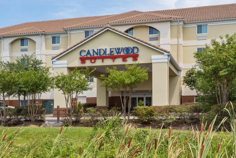Отель Candlewood Suites Destin Sandestin Area, An Ihg