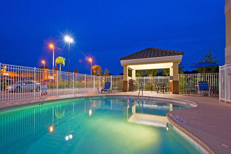 Отель Candlewood Suites Destin Sandestin Area, An Ihg