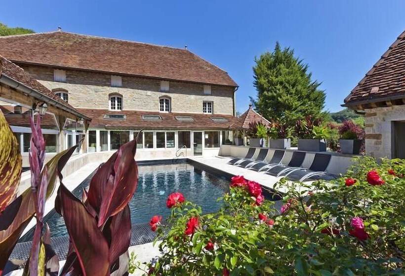 فندق Castel Damandre