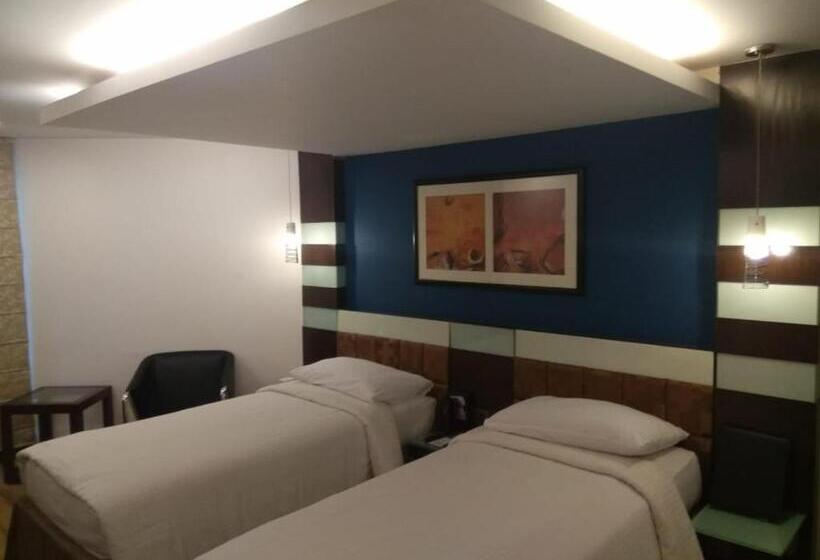 Lemon Tree Hotel, Centre Point, Jamshedpur