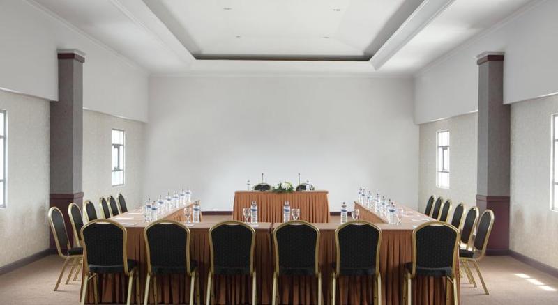 호텔 Dafam Semarang