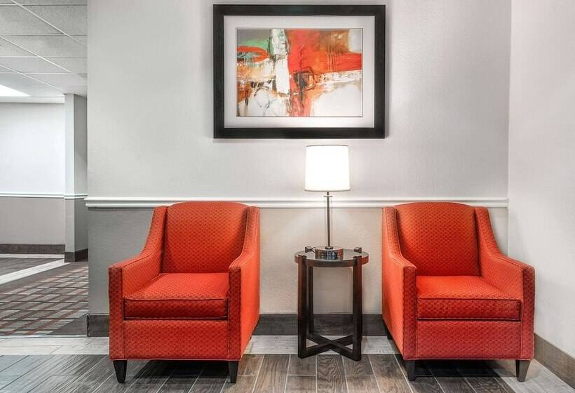 호텔 Days Inn & Suites By Wyndham Dallas