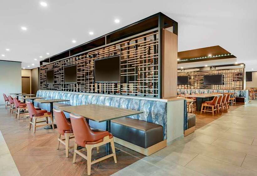 호텔 Doubletree By Hilton Denver International Airport