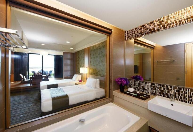 Fullon Hotel Tamsui Fishermen S Wharf