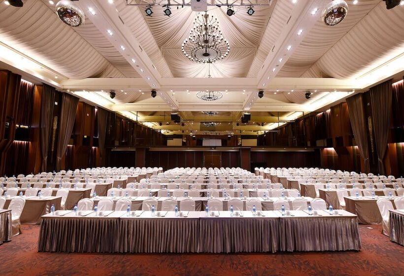 Fullon Hotel Tamsui Fishermen S Wharf