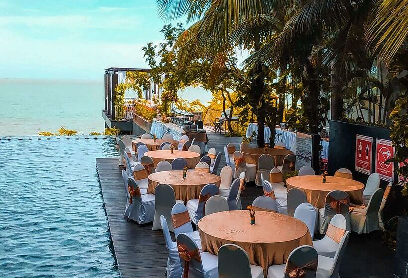 Golden Tulip Balikpapan Hotel & Suites