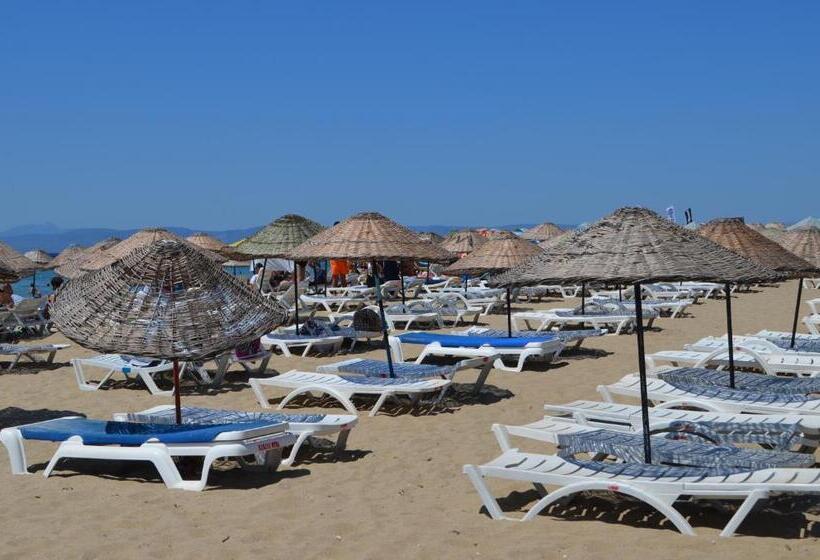 ホテル Grand Milano