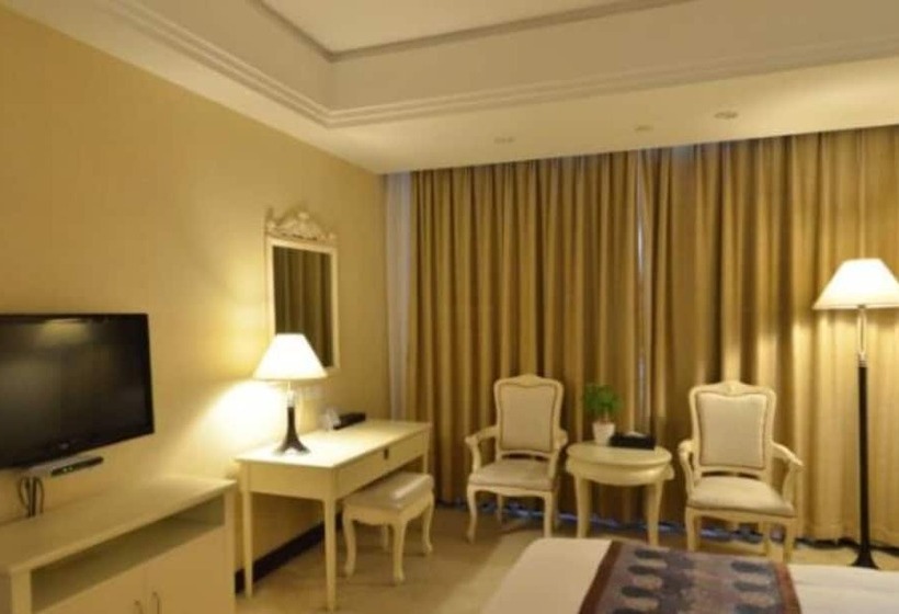 فندق Haiwaihai International