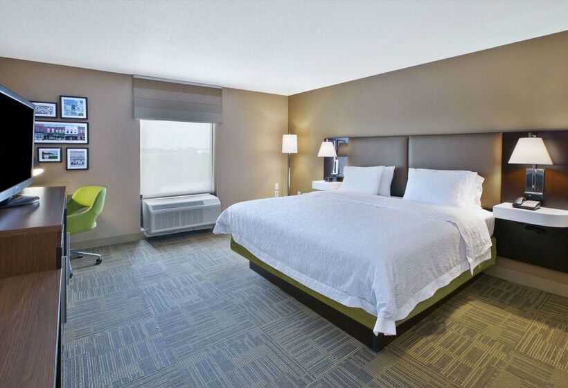 ホテル Hampton Inn Commerce Novi